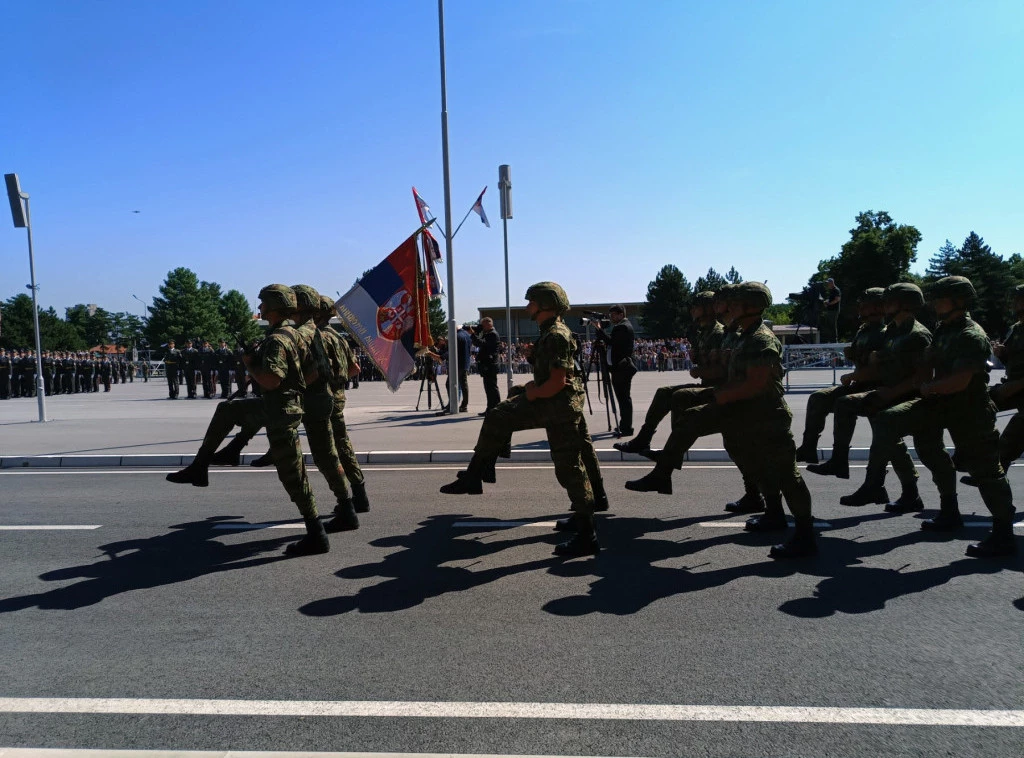 408139_oficiri-promocija-vucic_f.webp