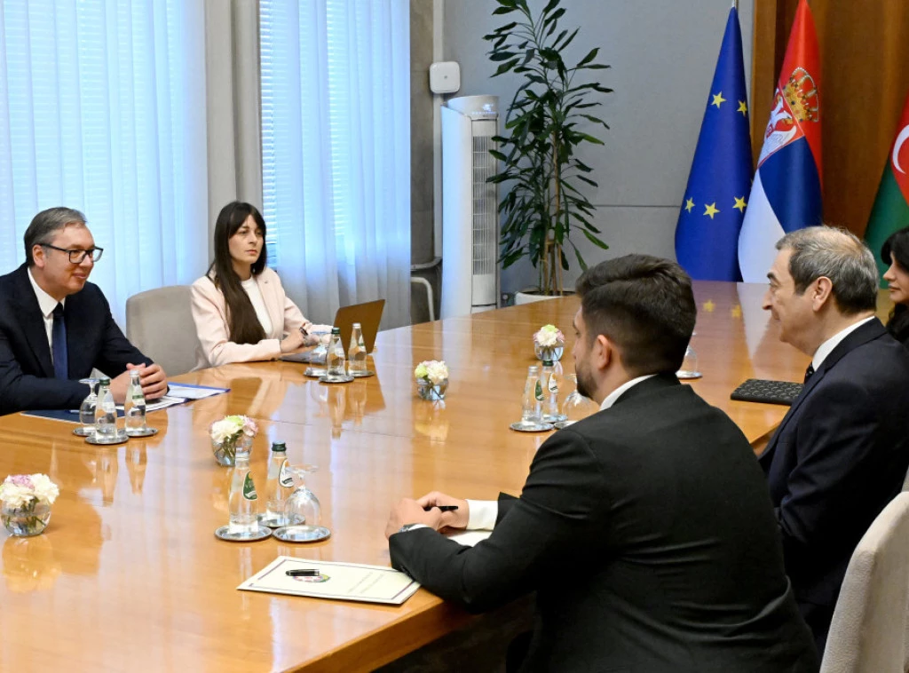 411693_vucic-ambasador-azerbejdzan_f (1).webp
